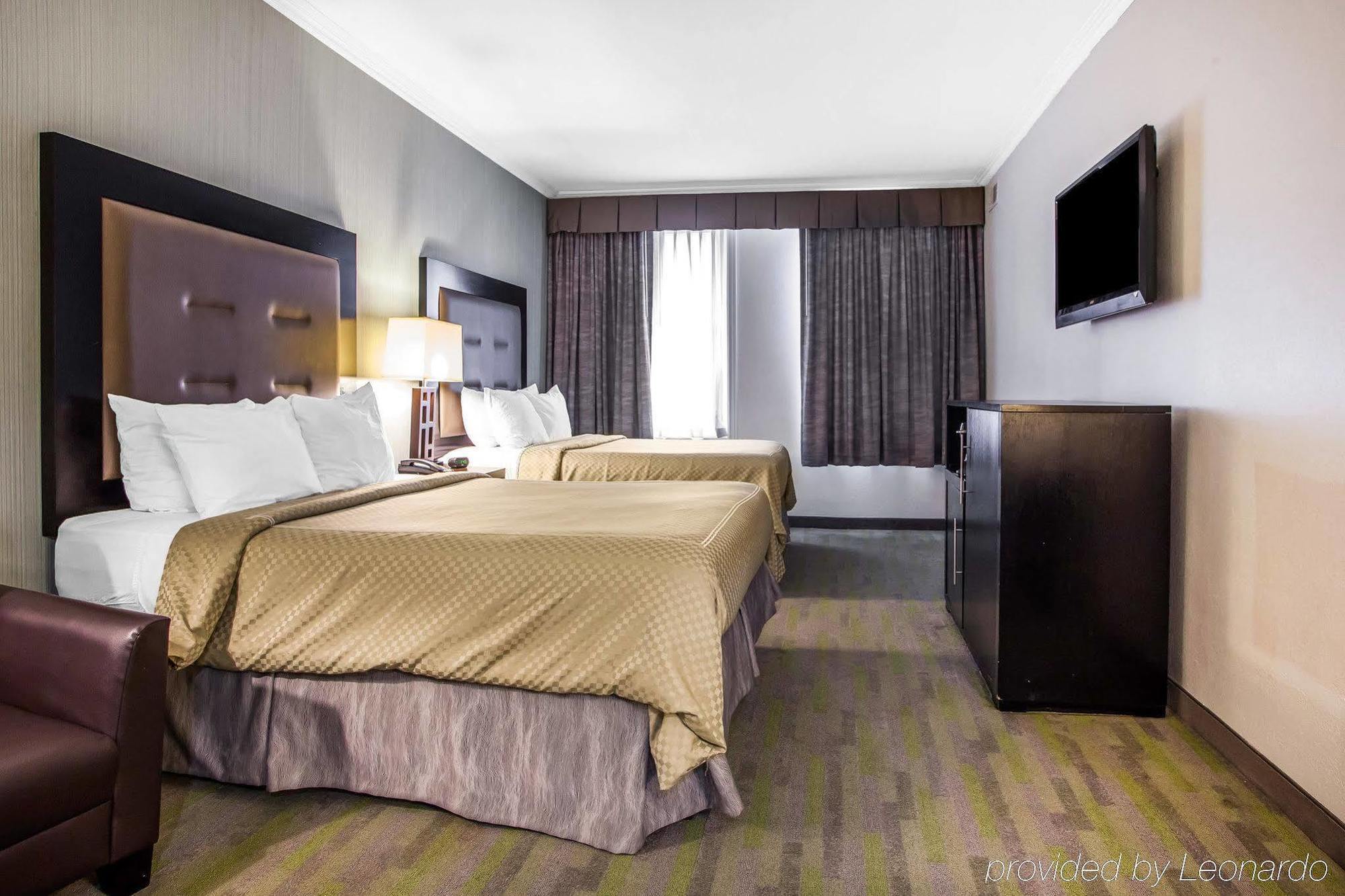 Quality Inn Center City Филаделфия Екстериор снимка