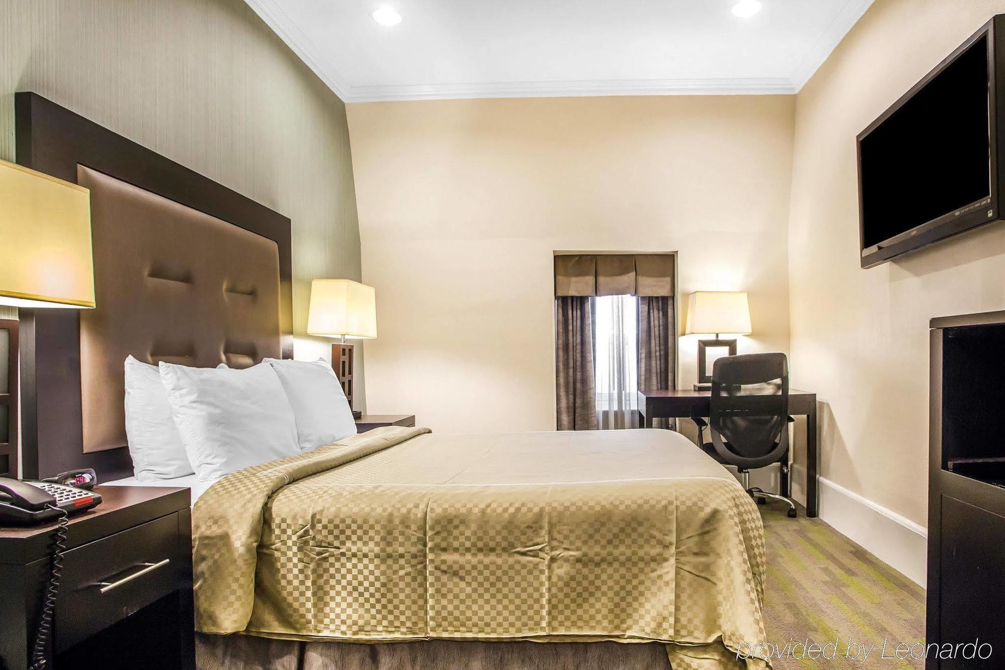 Quality Inn Center City Филаделфия Екстериор снимка