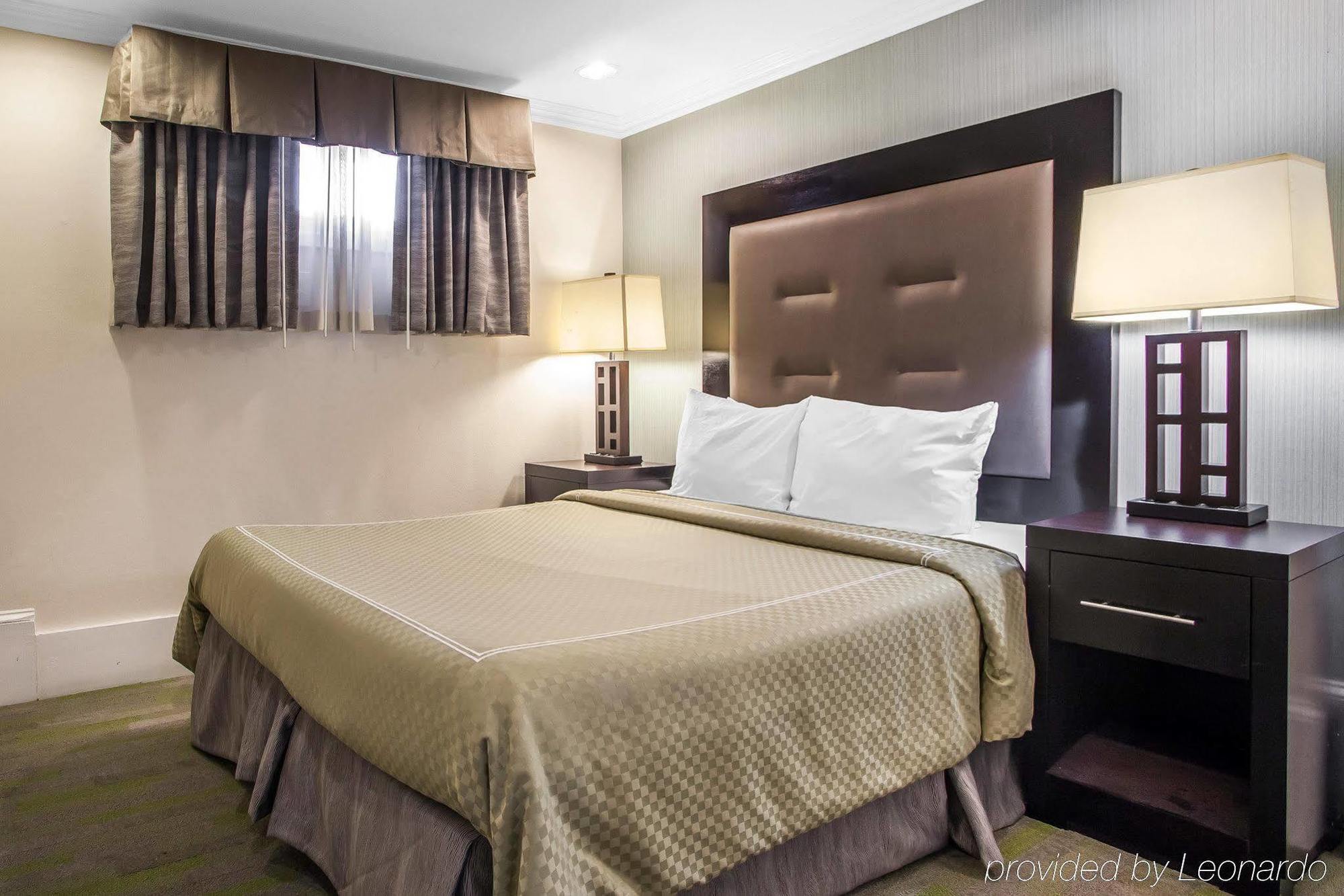 Quality Inn Center City Филаделфия Екстериор снимка
